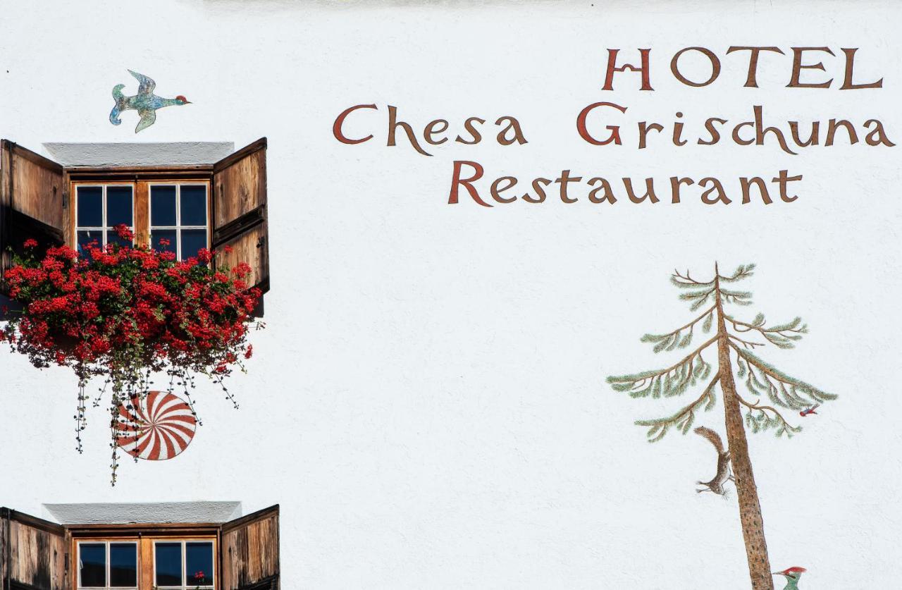 Hotel Chesa Grischuna Klosters Exterior photo