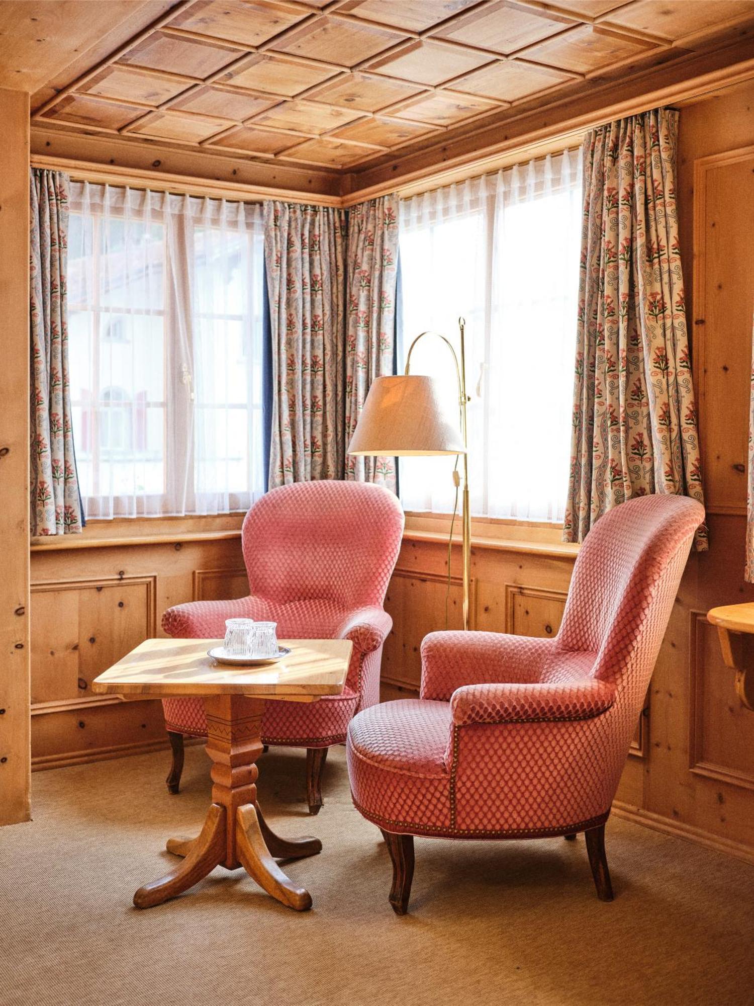 Hotel Chesa Grischuna Klosters Room photo