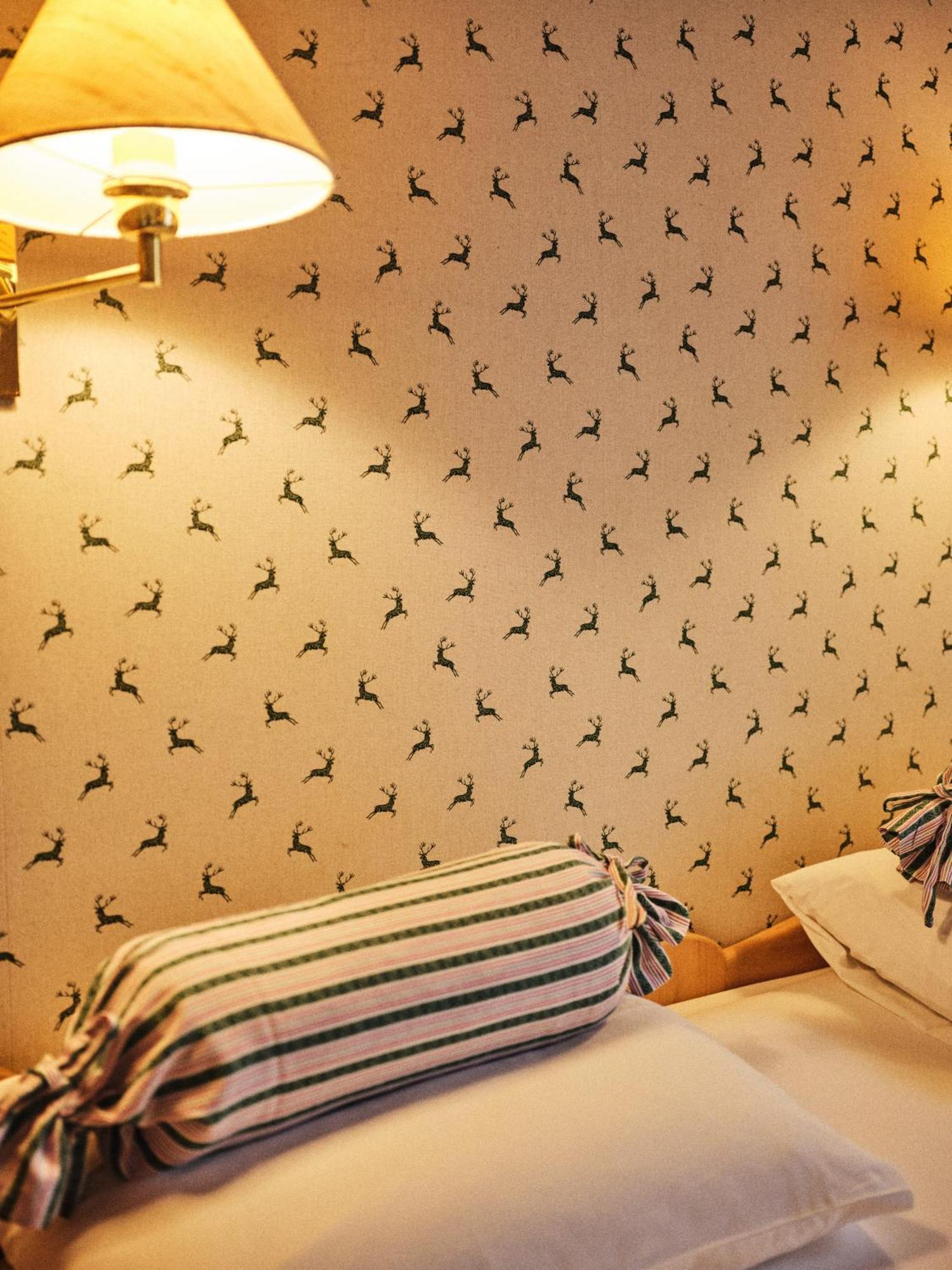 Hotel Chesa Grischuna Klosters Room photo