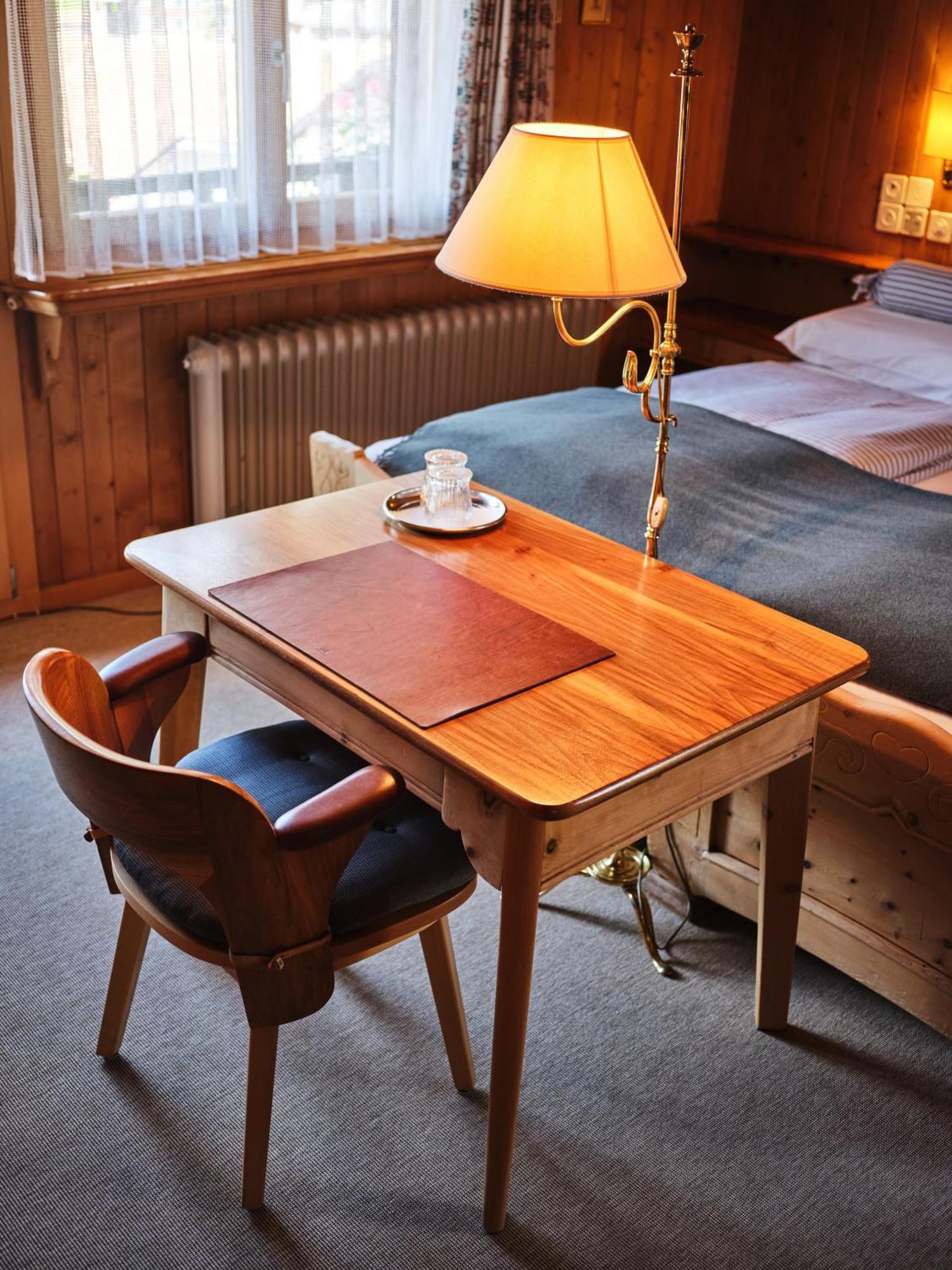 Hotel Chesa Grischuna Klosters Room photo